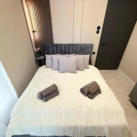 Cozy K42 Вилла Шиофок